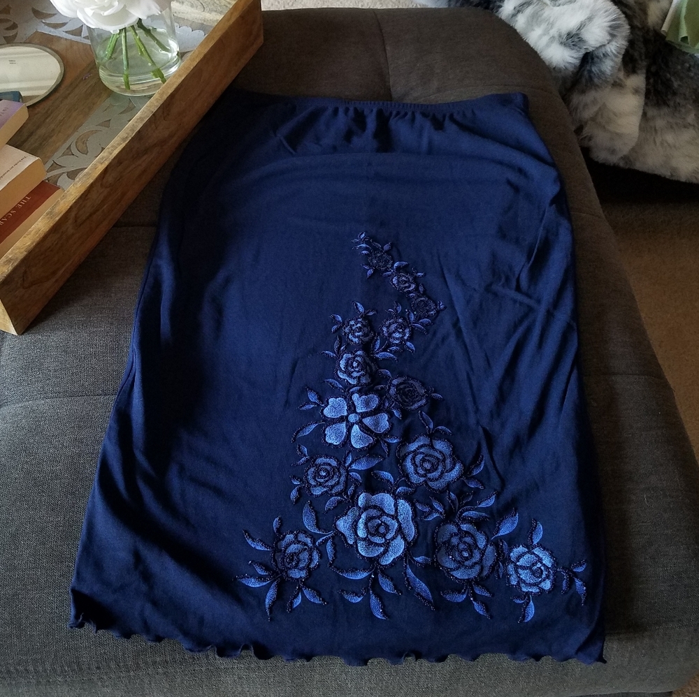 Blue Pull-on Fitted Midi Skirt with Floral Embroidery Vintage